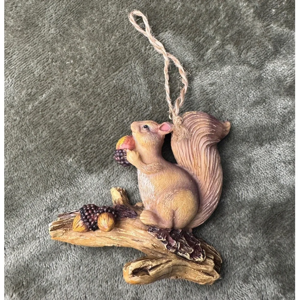 N/A charming vintage